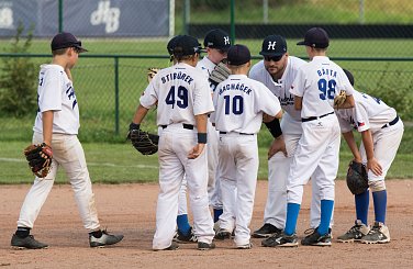 Mládež může trénovat s OMEZENÍM