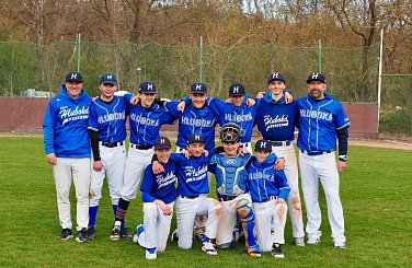 První zápasy U15 v roce 2022