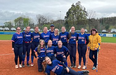 První turnaj 2. ligy juniorek na Hluboké