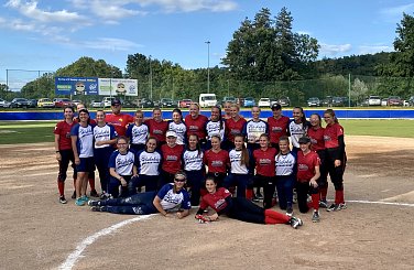 Juniorky na Hluboké v novém a ve finále