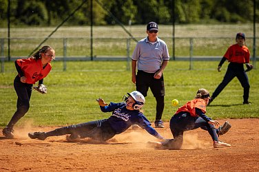 Bronz z domácího turnaje žákyň