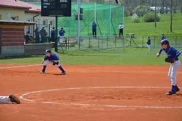 CBL liga zahájila sezónu za účasti dvou týmů SOKOL