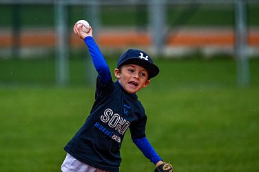 NEDĚLNÍ BASEBALLOVÝ MARATON KATEGORIE U7!