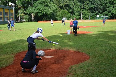 Letní softbalové soustředění Hlubockých žákyň