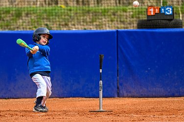 NEDĚLNÍ BASEBALLOVÝ MARATON KATEGORIE U7!
