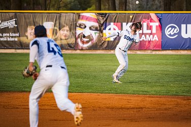 Extraliga stoprocentní, mládež bojovala.
