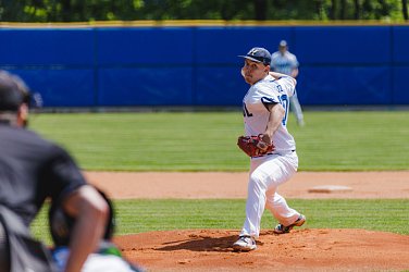 Elitní baseballoví nadhazovači míří pod hlubocký zámek